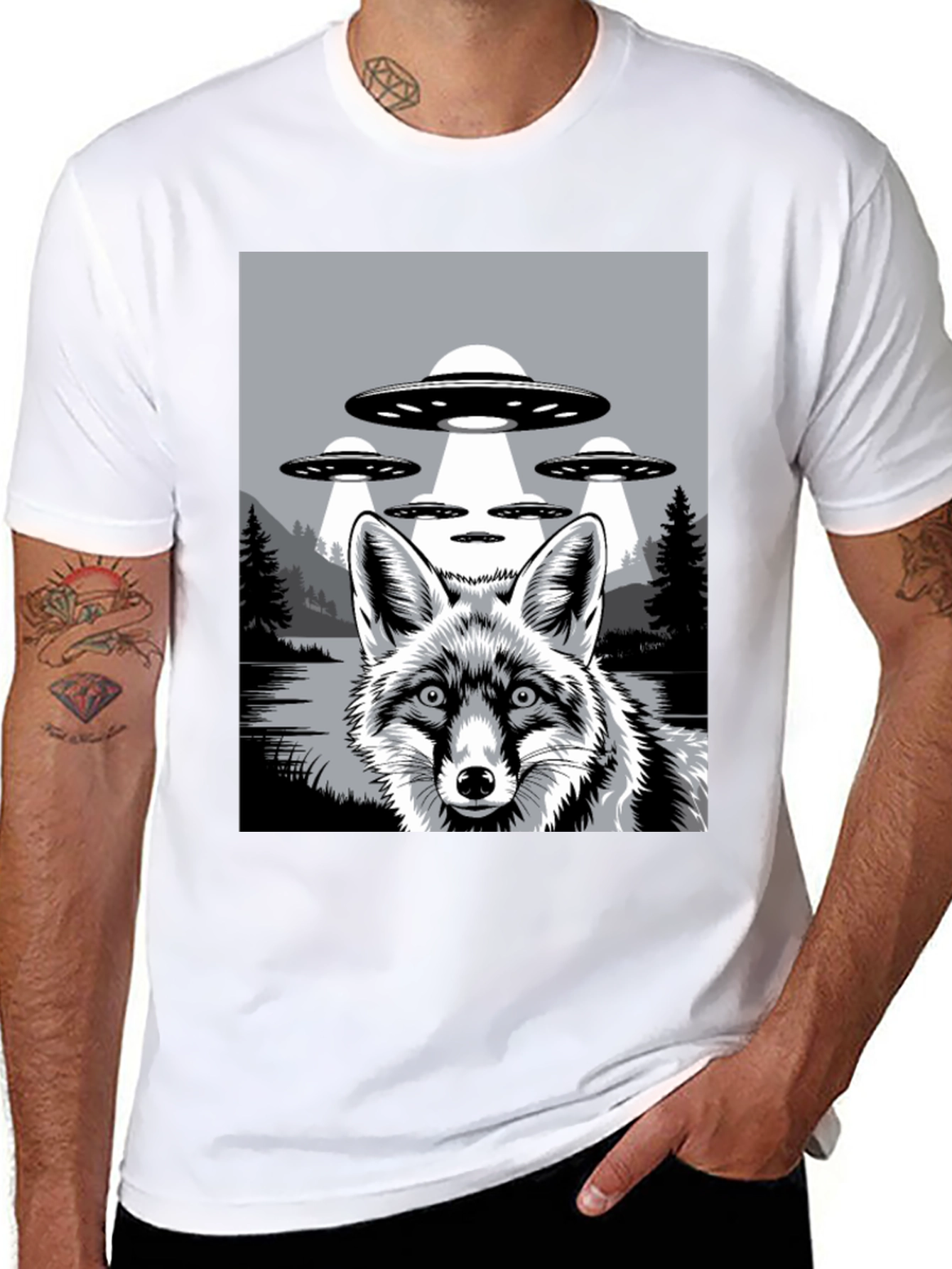 Fox UFO Graphic T-Shirt