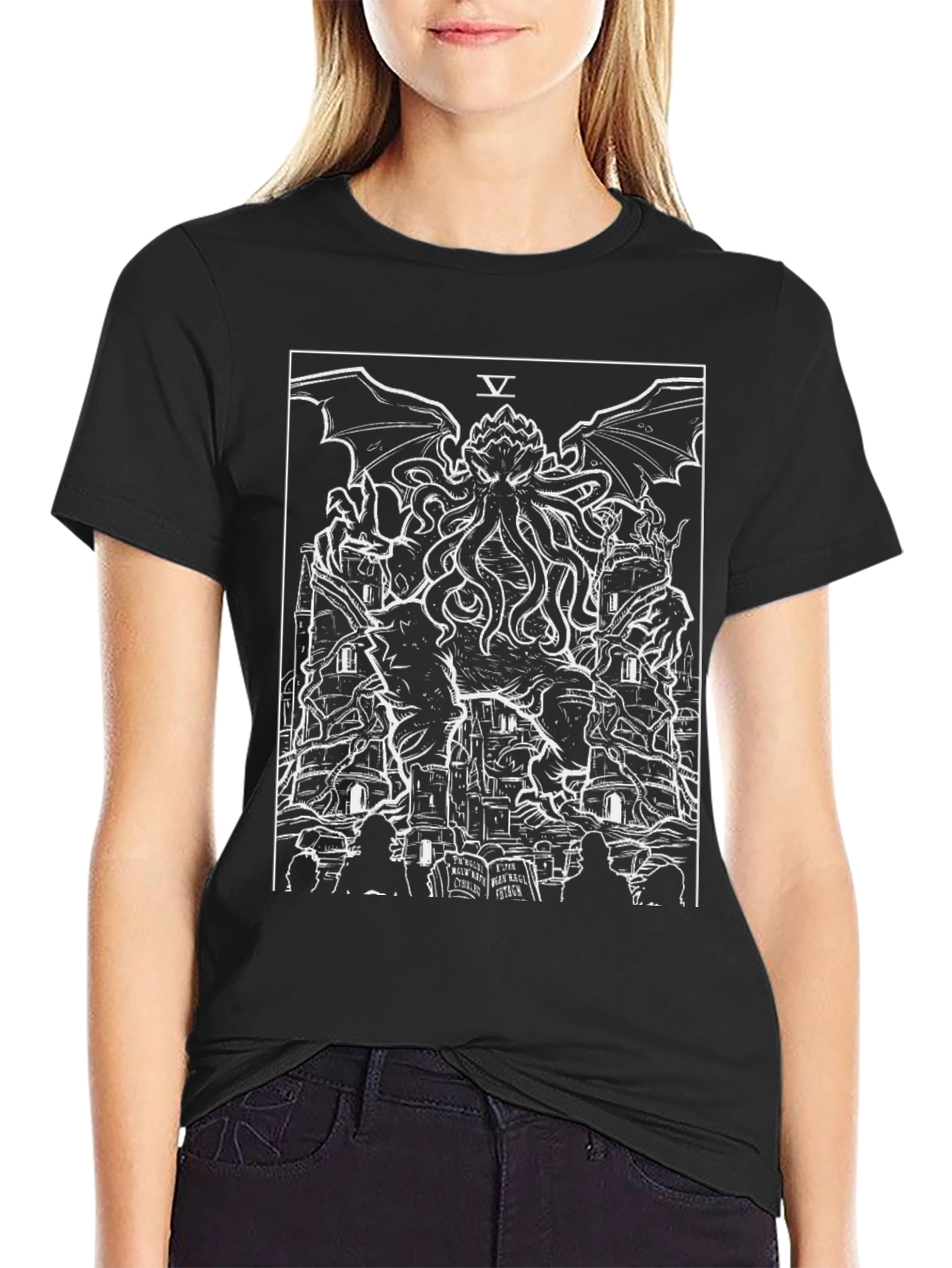 Cthulhu Tarot Card T-Shirt - Mythical Design