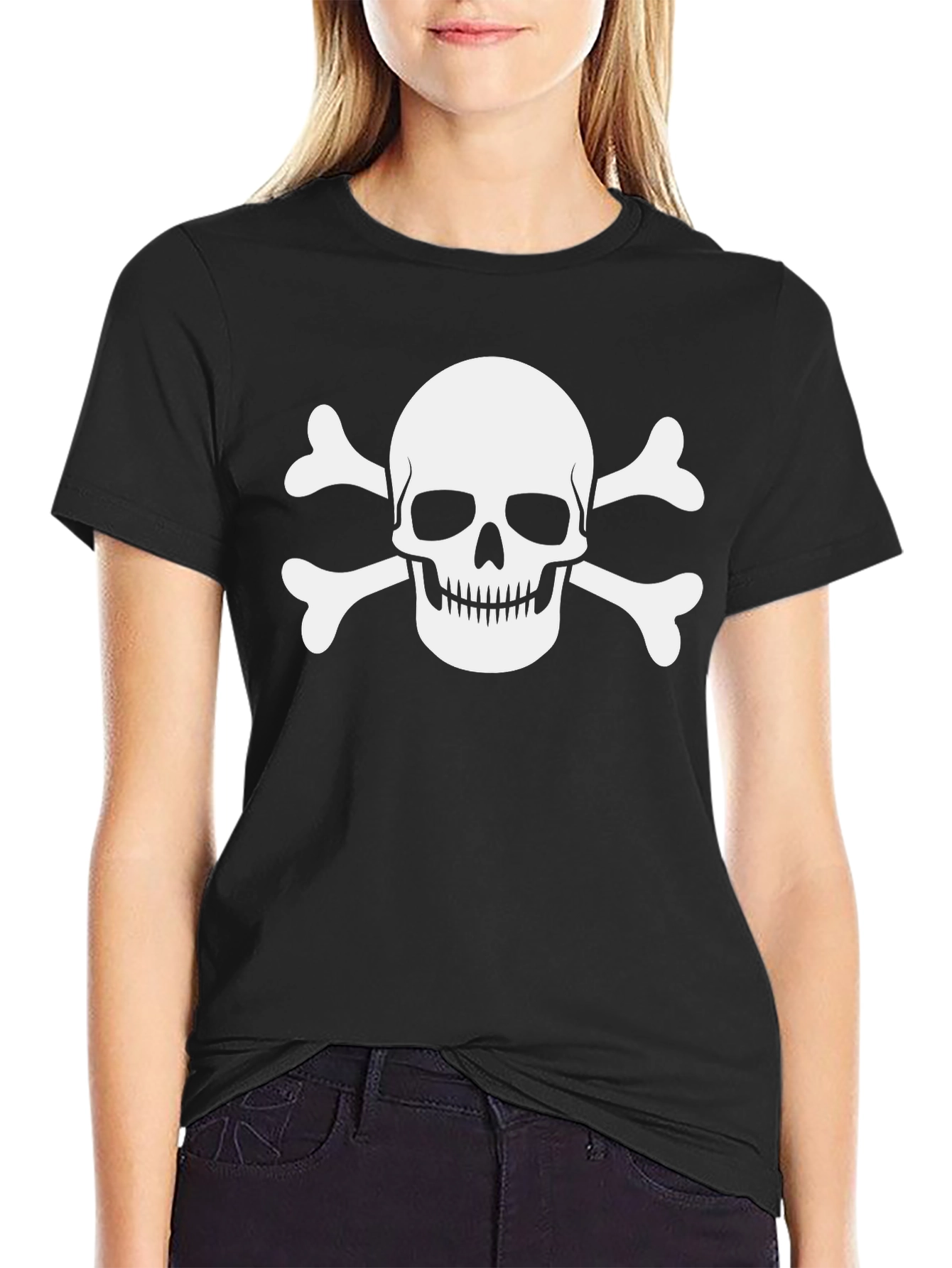 Skull & Crossbones Graphic Tee - Classic Pirate Design