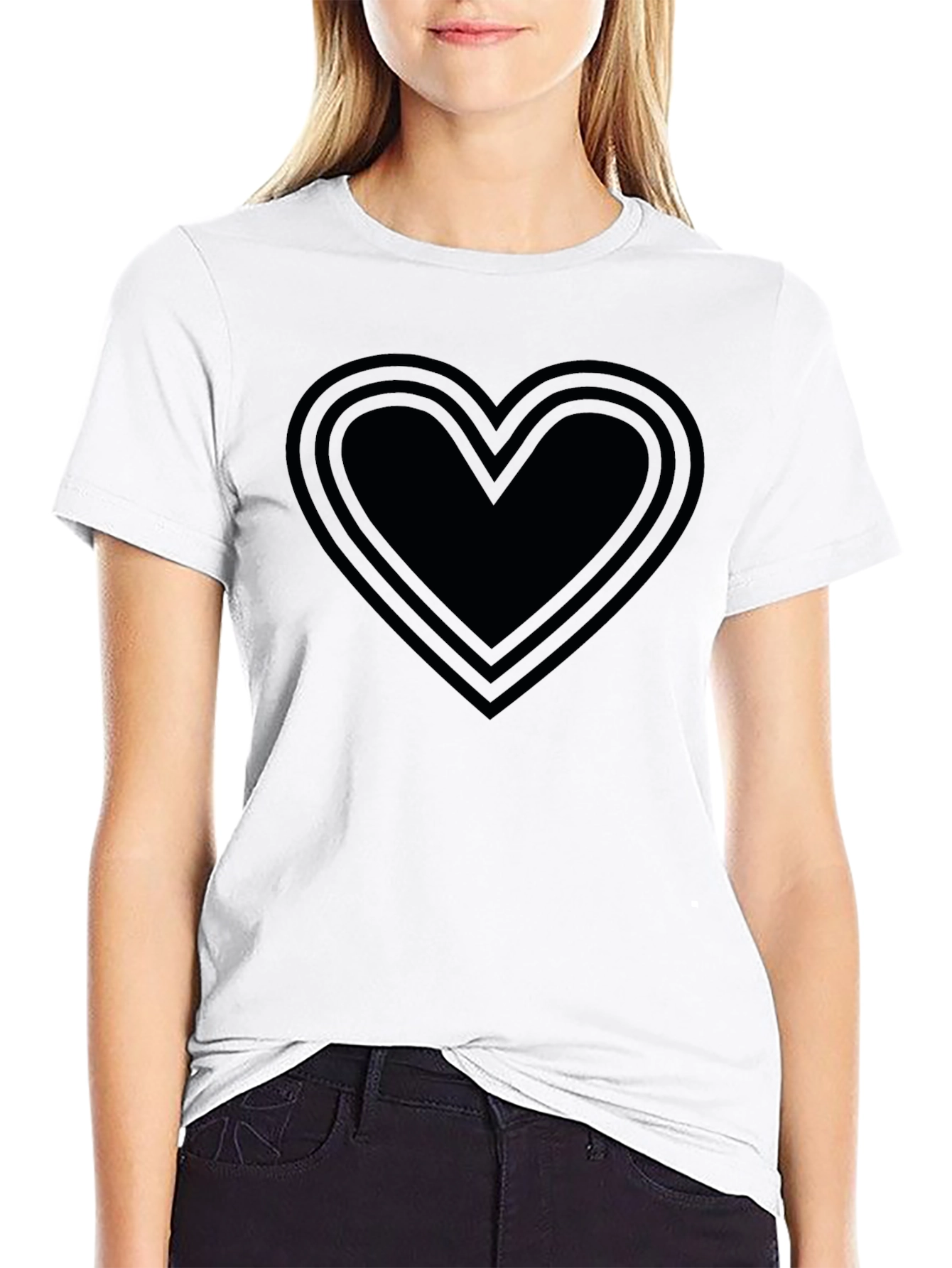 Black Heart Outline Graphic T-Shirt