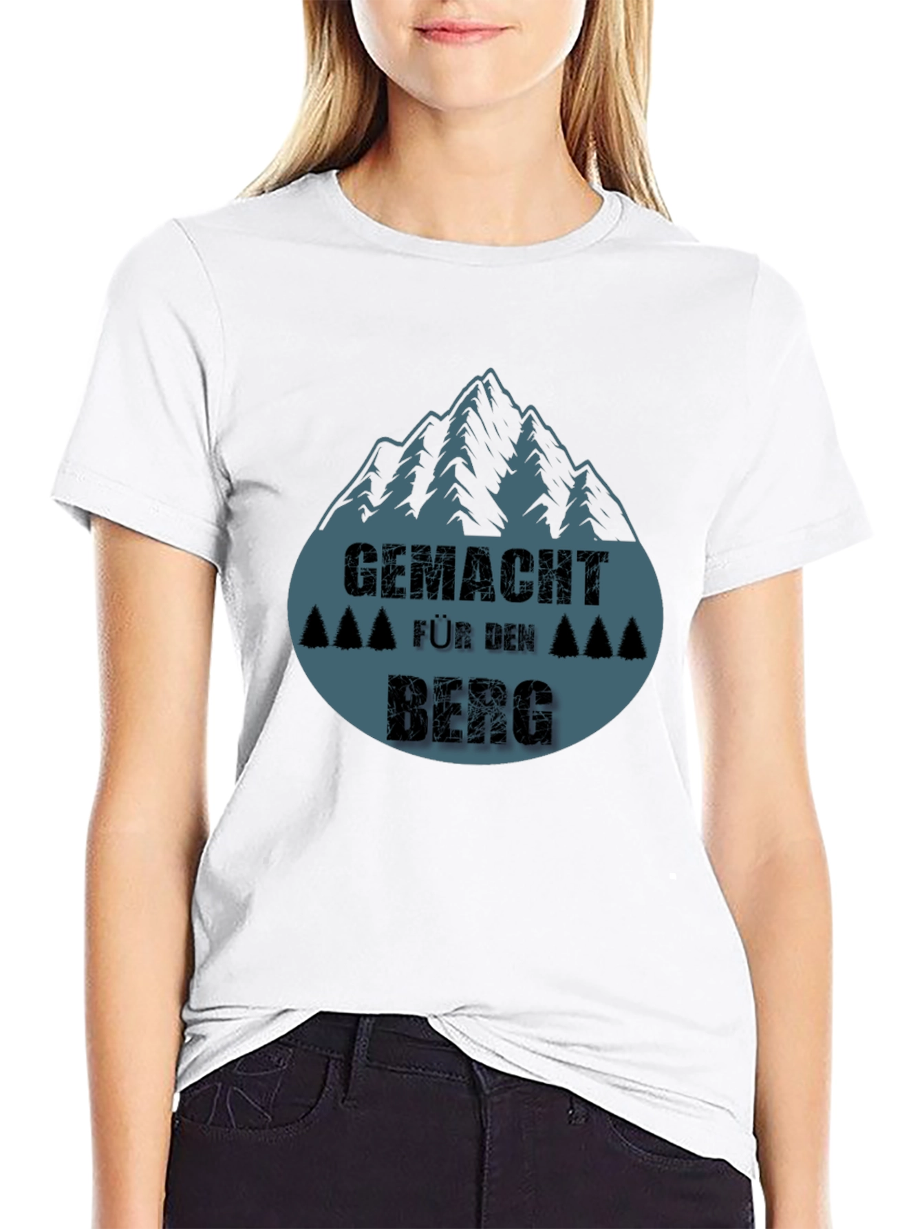 Gemacht Fur Den Berg Black T-Shirt Mountain Design