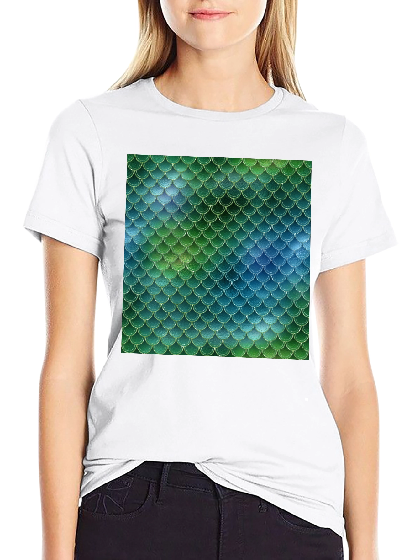 Mermaid Scale Tee - Black Stylish Casual T-Shirt