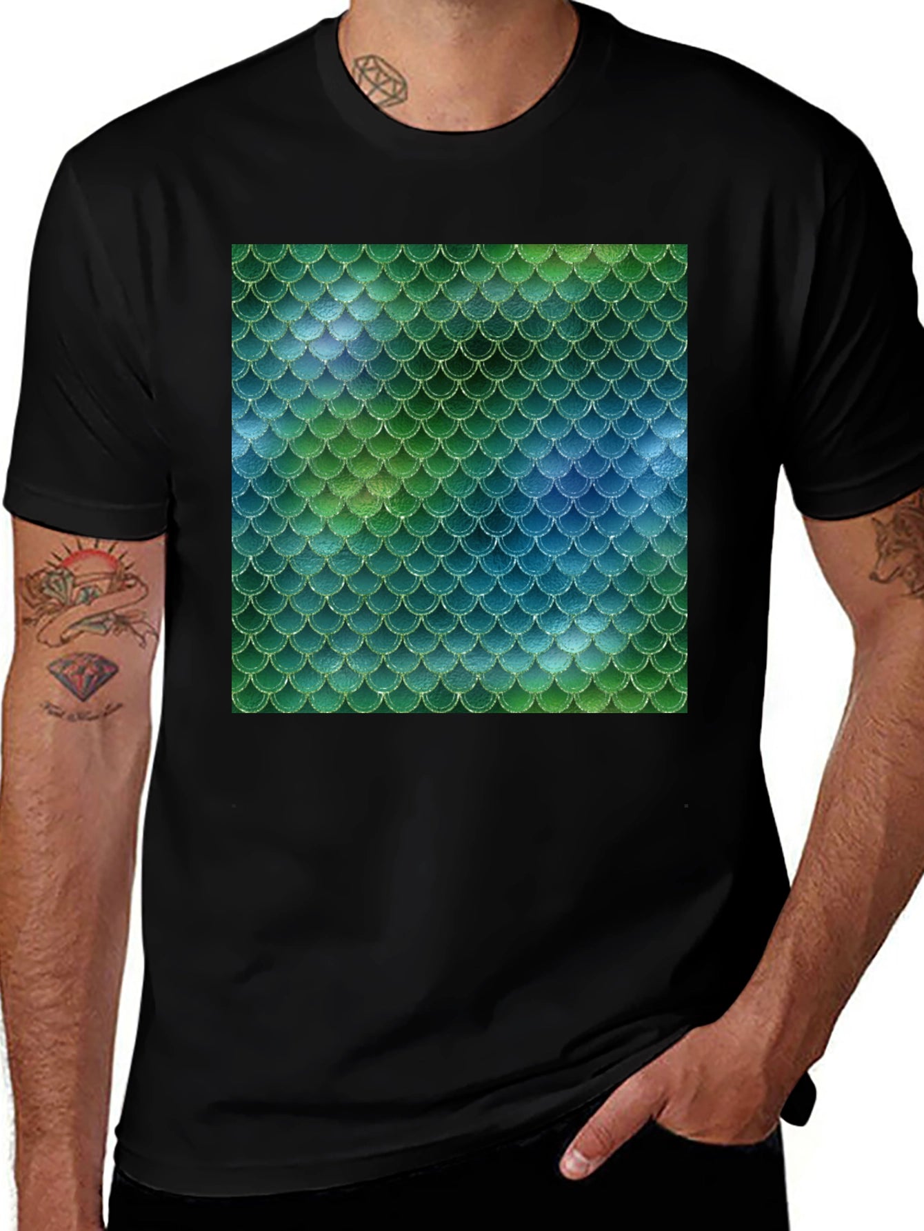 Mermaid Scale Tee - Black Stylish Casual T-Shirt